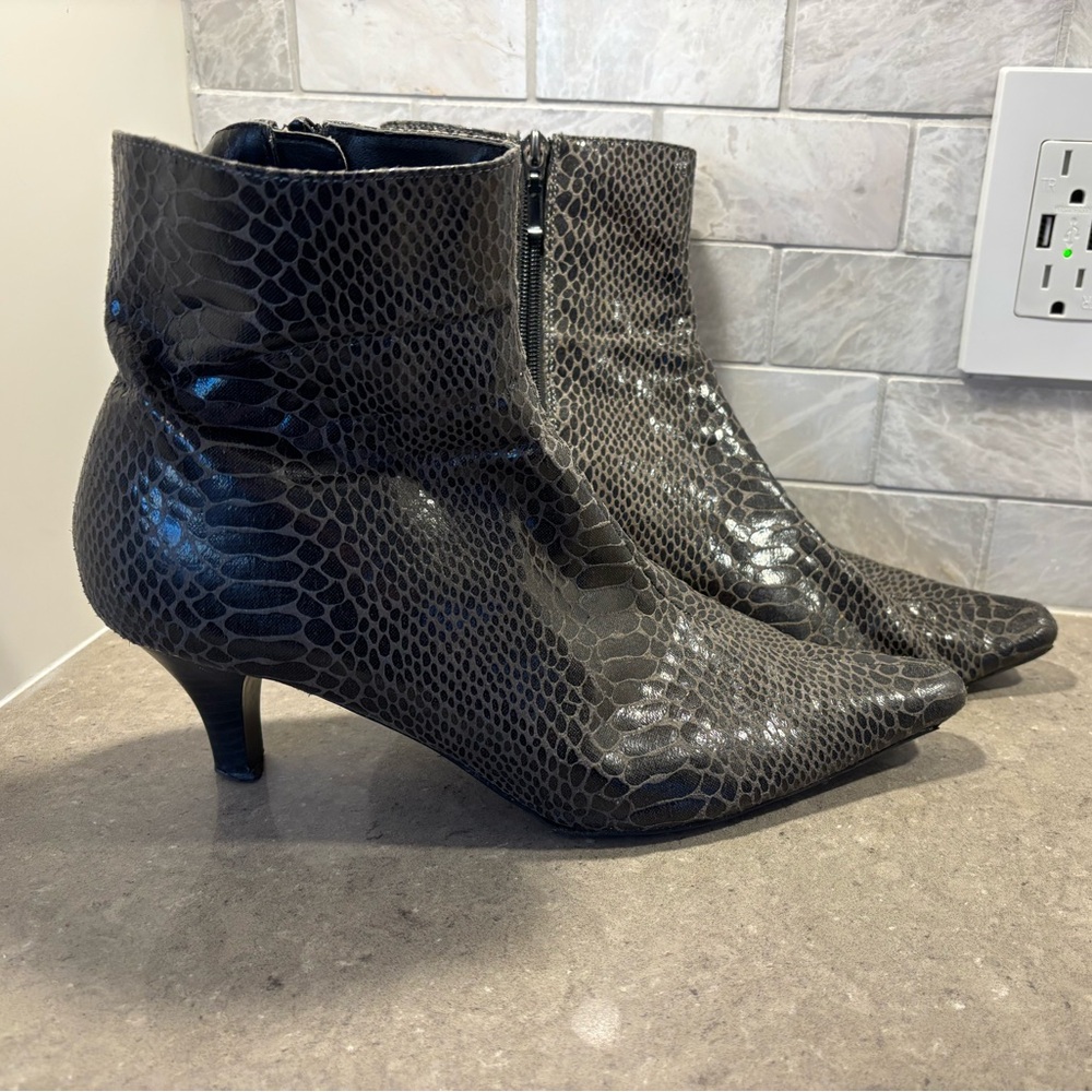 Women’s Impo Elegant Black Snake Print Ankle Boots